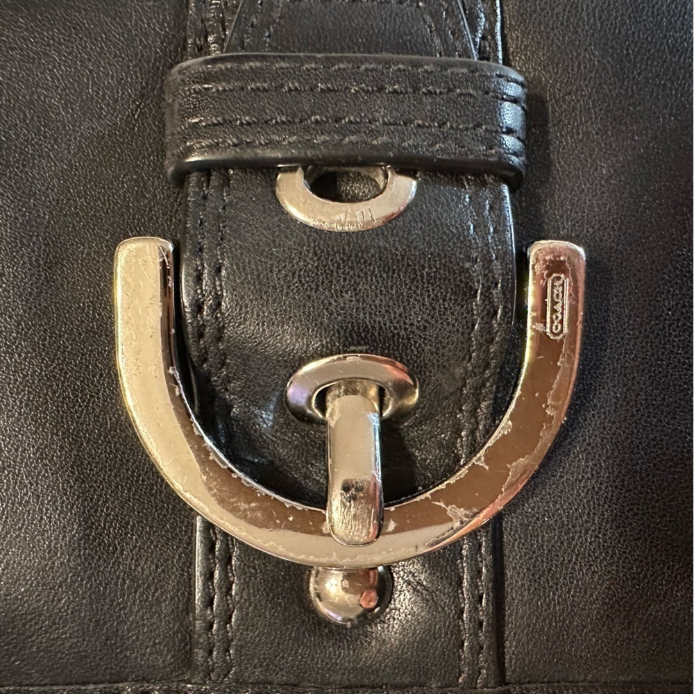 COACH  Soho wallet featuring a distinctive silver-tone buckle accent - Picture 6 of 10